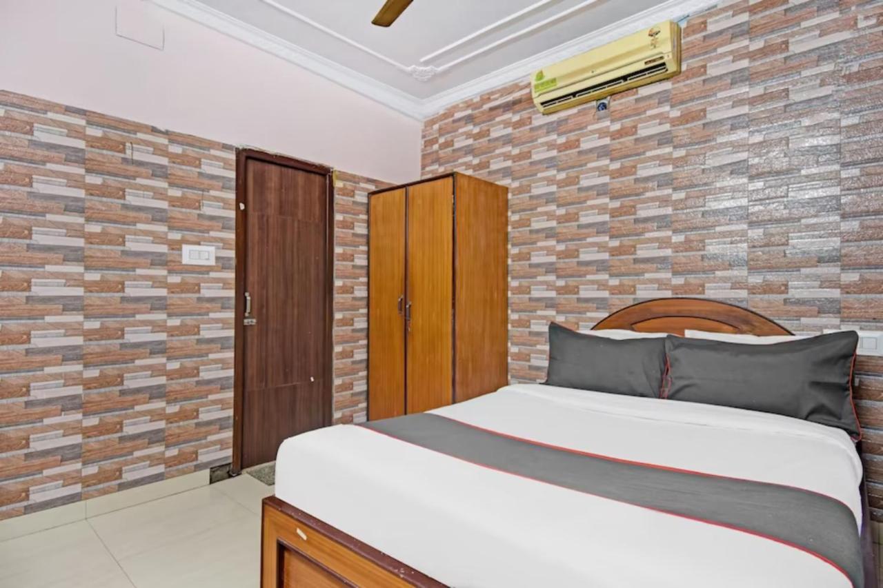 Elite Salt Lake - Couple Friendly - Near Sector V - Excellent Customer Service Hotel