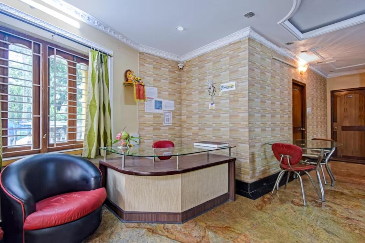 Hotel Elite Salt Lake - Couple Friendly - Near Sector V - Excellent Customer Service