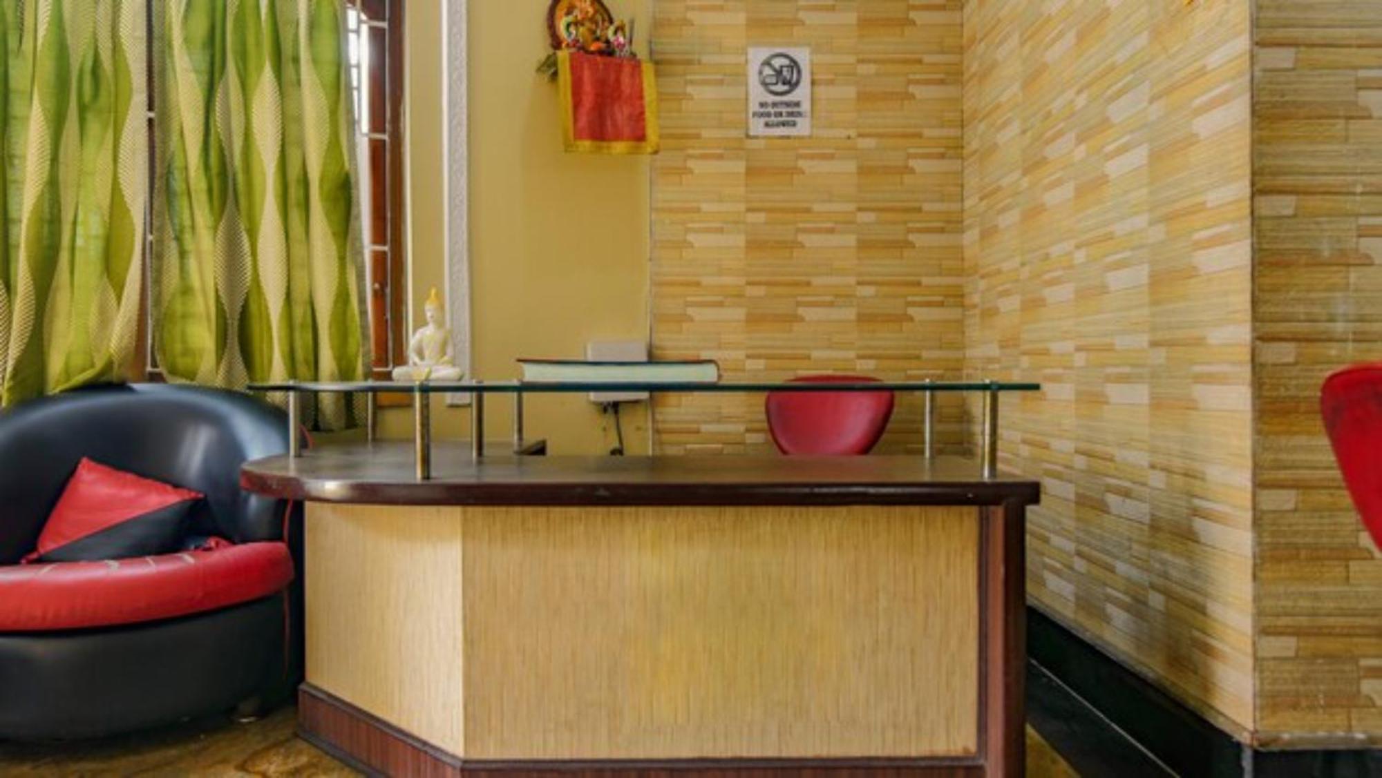 Elite Salt Lake - Couple Friendly - Near Sector V - Excellent Customer Service Kolkata